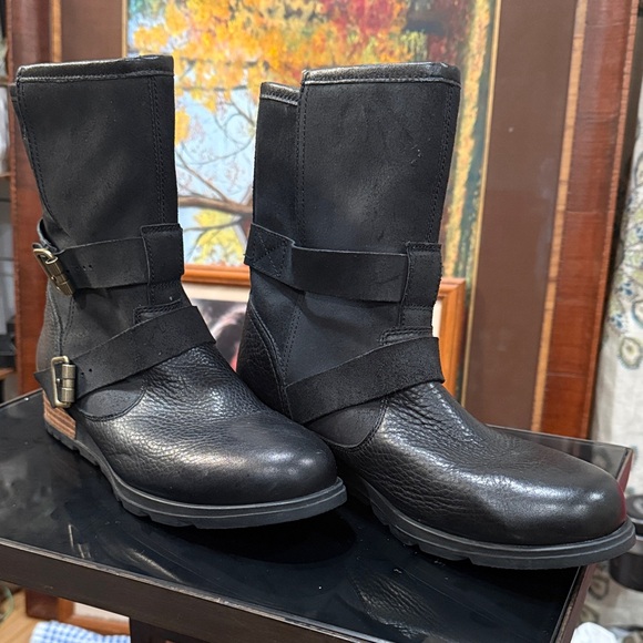 Sorel Black Leather Combat Boots - Picture 2 of 5